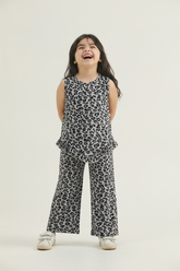 Cheetah Set – Girl Model