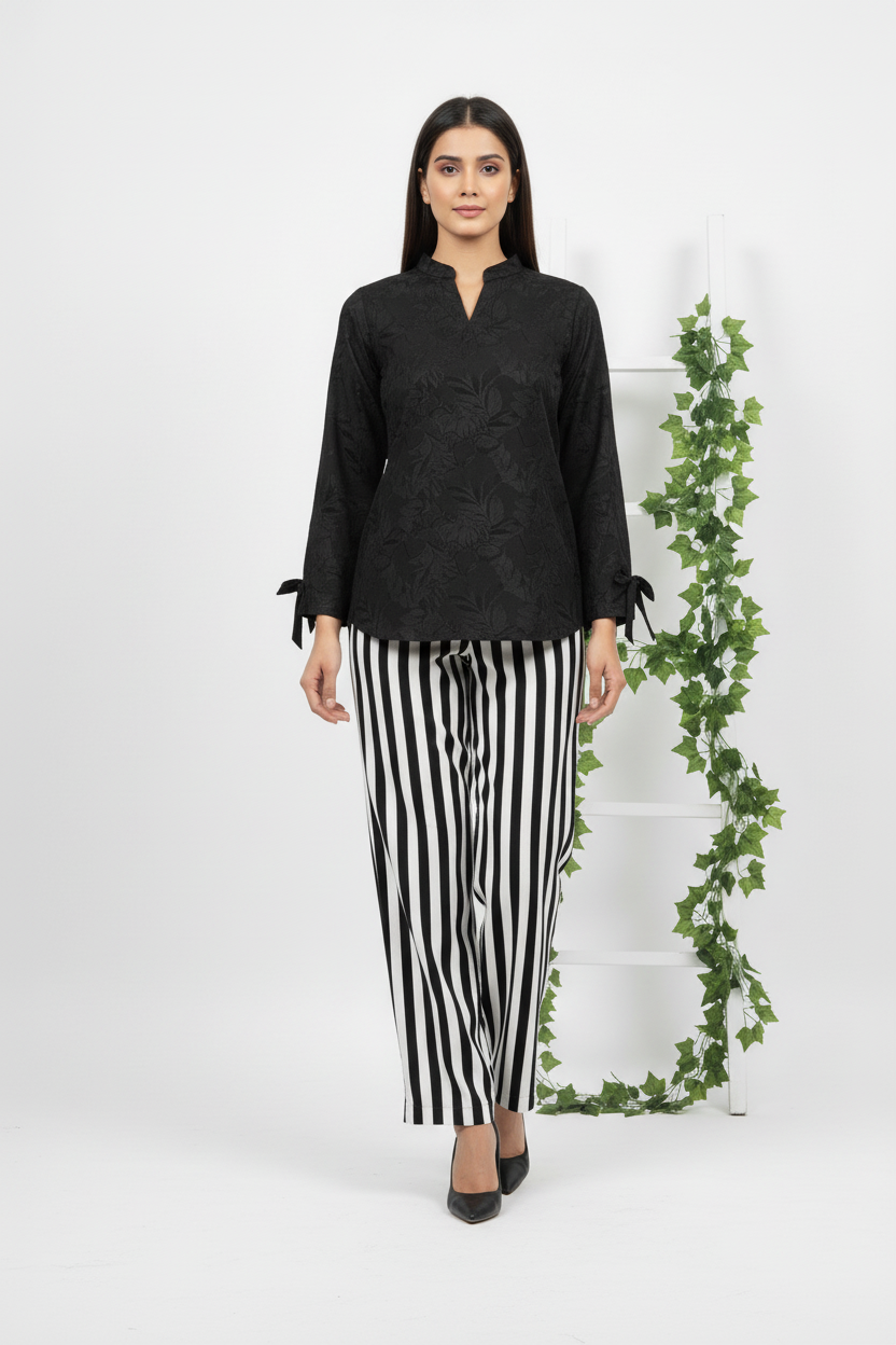 Front view - 2:3 portrait