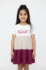 Design 1 Model — Dotted Burgundy